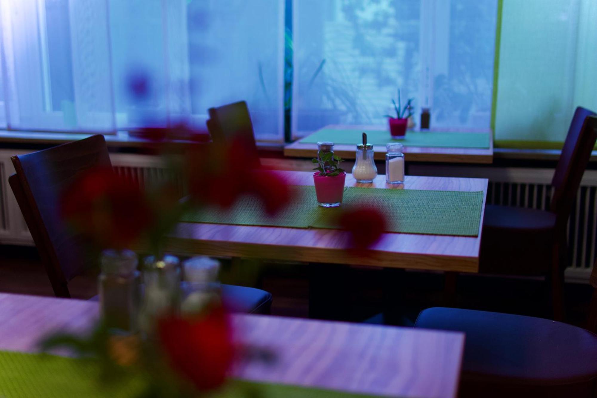 Bed & Breakfast Outlet Hotel Dettingen an der Erms Exterior foto